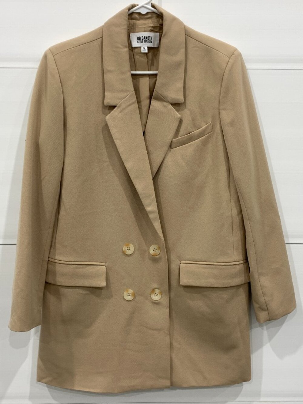 This is a BB Dakota x Steve Madden Tan Oversized Double-Breasted Blazer